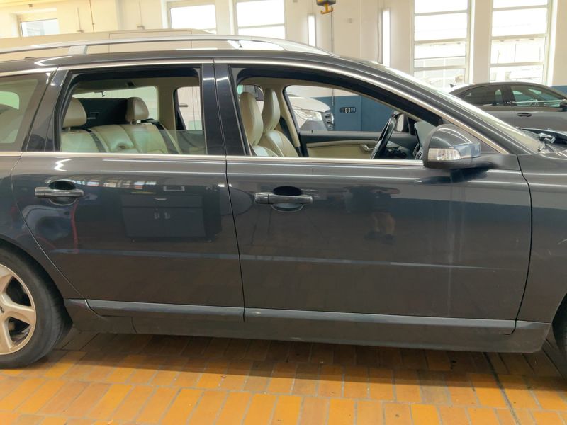 Volvo V70 2.0 D4 Summum 2011 – снимка 10