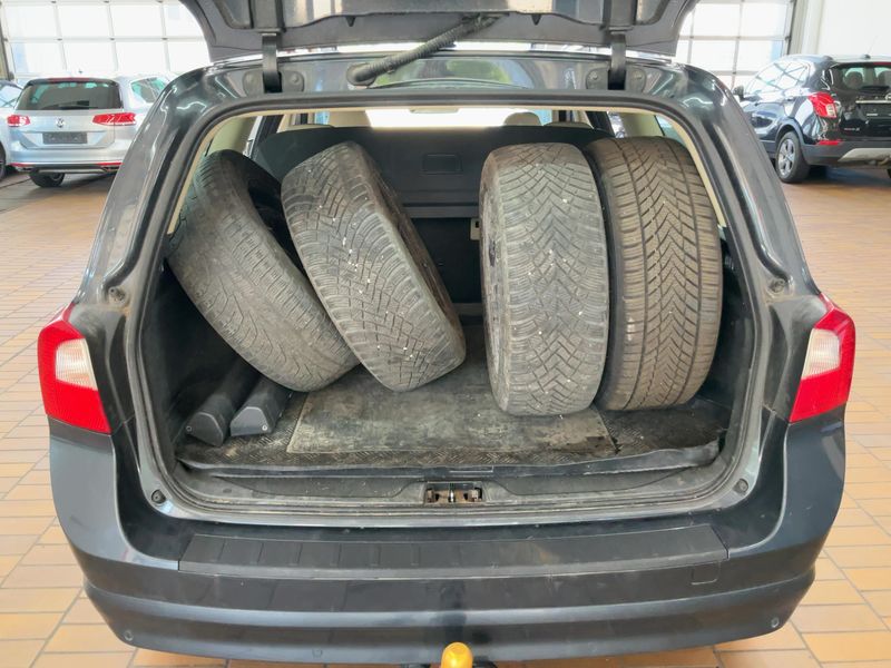 Volvo V70 2.0 D4 Summum 2011 – снимка 16