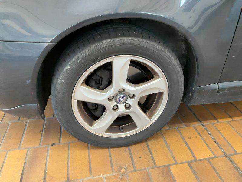 Volvo V70 2.0 D4 Summum 2011 – снимка 3