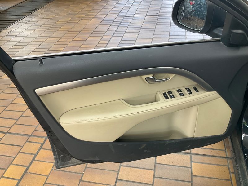 Volvo V70 2.0 D4 Summum 2011 – снимка 32