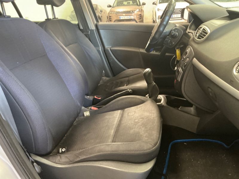 Renault Clio 1.4 Dynamique 2006 – снимка 3