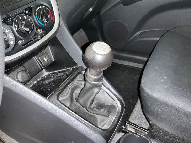 Suzuki Celerio 1.0 Club 2015 – снимка 37