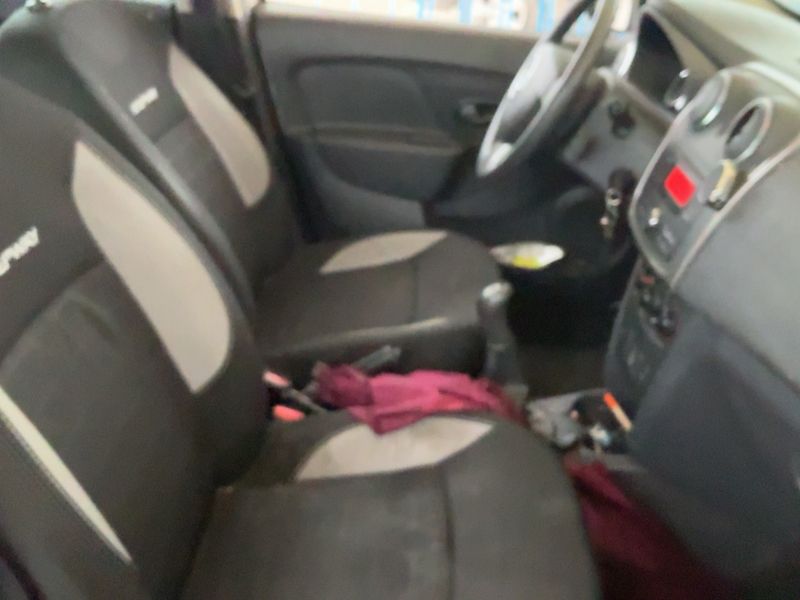 Dacia Sandero 0.9 TCe Stepway 2015 – снимка 16
