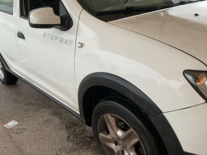 Dacia Sandero 0.9 TCe Stepway 2015 – снимка 12
