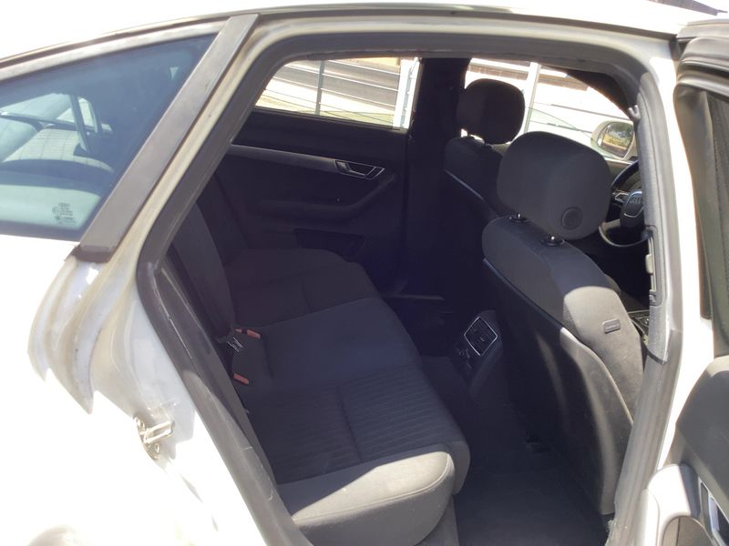 Audi A6 2.0 TDI 2010 – снимка 19