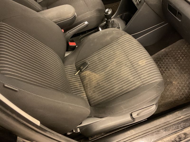 Volkswagen Polo 1.6 TDI Highline 2014 – снимка на щета 37