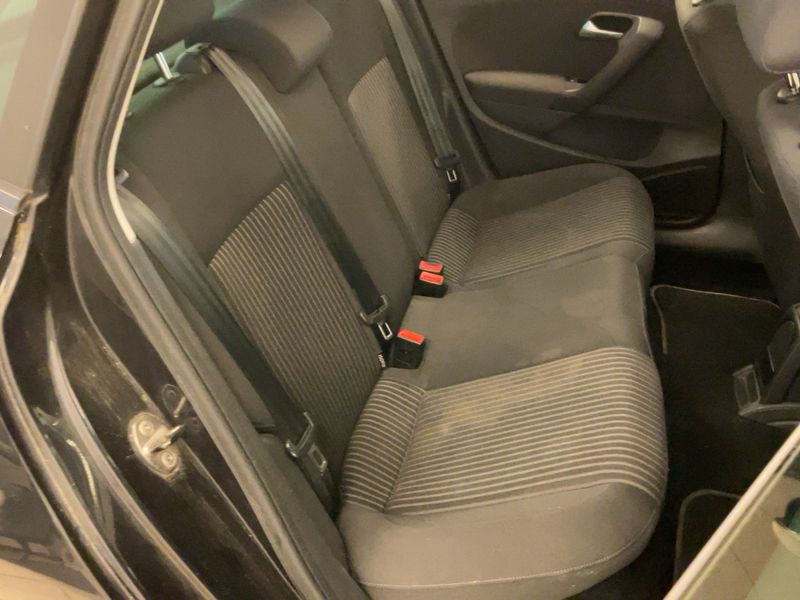 Volkswagen Polo 1.6 TDI Highline 2014 – снимка 19