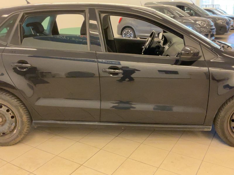 Volkswagen Polo 1.6 TDI Highline 2014 – снимка на щета 10