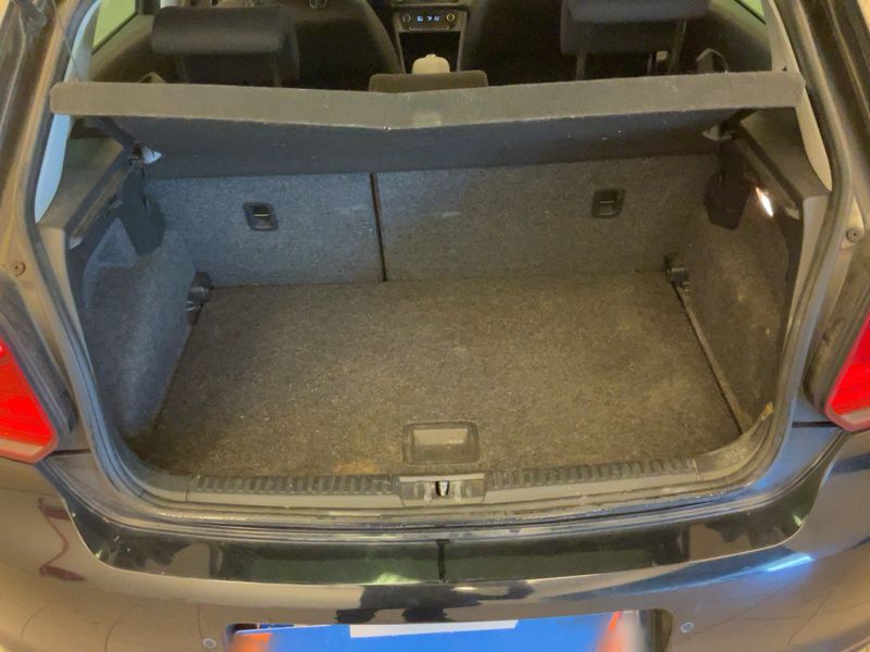 Volkswagen Polo 1.6 TDI Highline 2014 – снимка 15