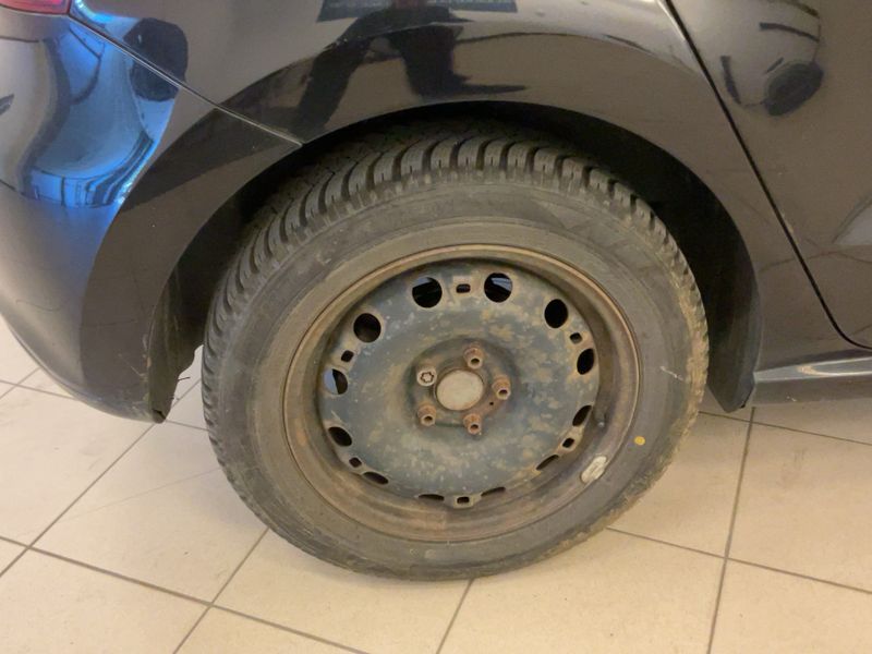Volkswagen Polo 1.6 TDI Highline 2014 – снимка 9
