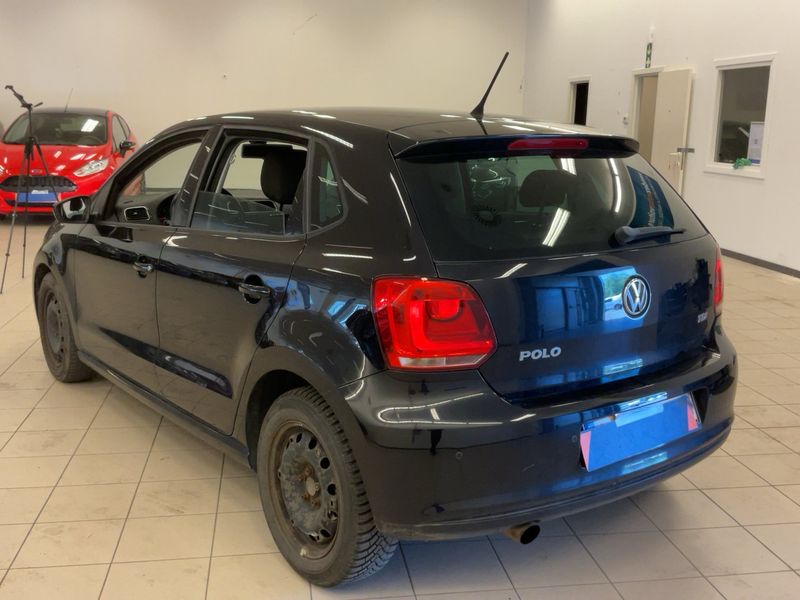 Volkswagen Polo 1.6 TDI Highline 2014 – снимка 6