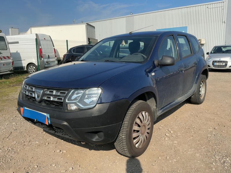 Dacia Duster 1.6 SCe Essentiel 4x2 2016 – снимка 1