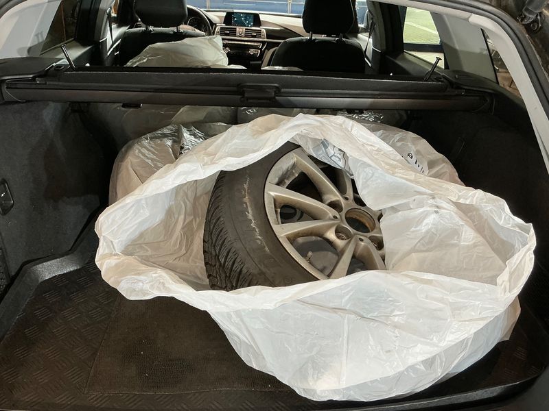 BMW 3er 318i Advantage 2019 – снимка 15