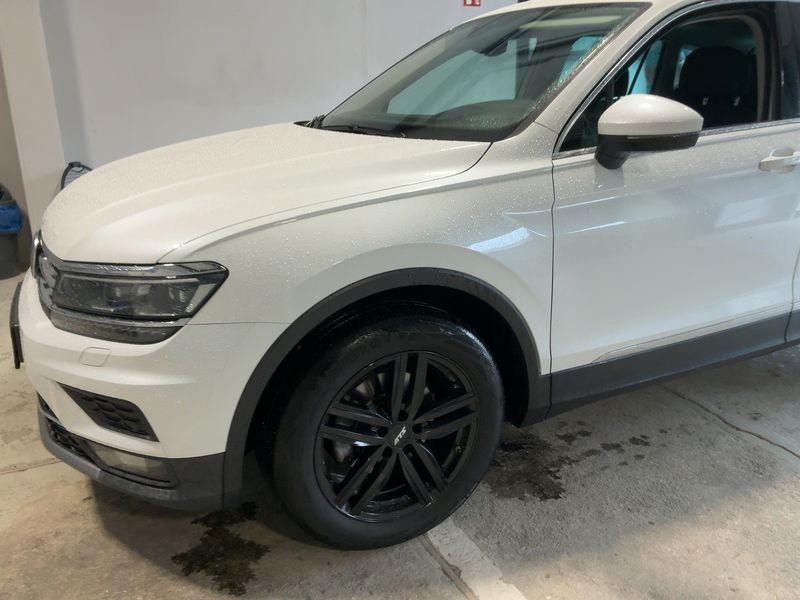 Volkswagen Tiguan 2.0 TDI Highline BlueMotion Tech 2017 – снимка 2