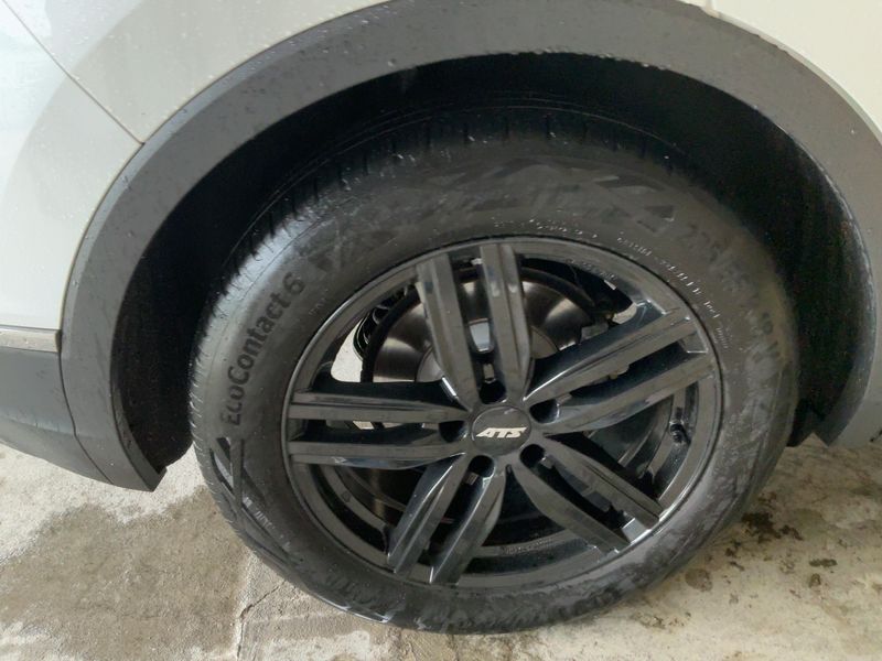 Volkswagen Tiguan 2.0 TDI Highline BlueMotion Tech 2017 – снимка 9