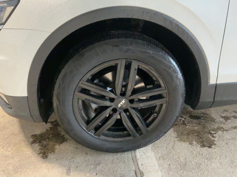 Volkswagen Tiguan 2.0 TDI Highline BlueMotion Tech 2017 – снимка 3