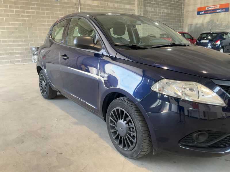 Lancia Ypsilon 1.2 Elefantino Blu 2019 – снимка 12