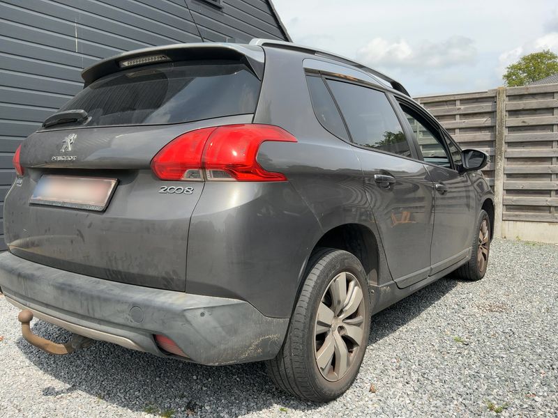 Peugeot 2008 1.6 Blue-HDi Style 2016 – снимка 8