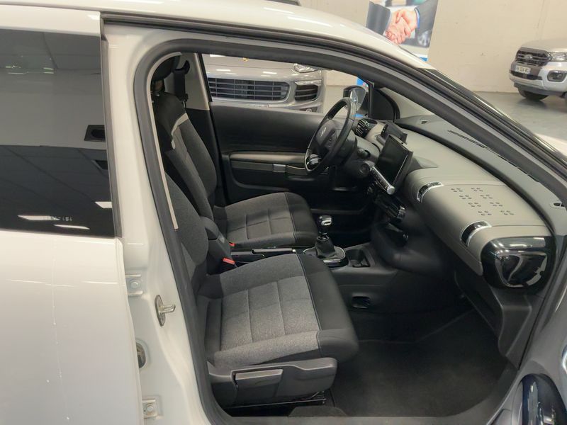Citroen C4 Cactus 1.2 PureTech Feel Business 2020 – снимка 16