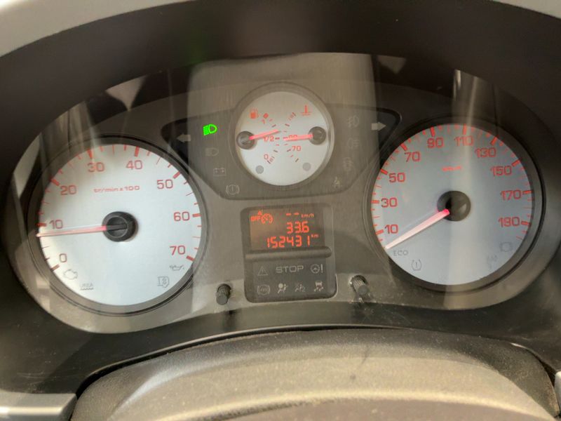 Citroen Berlingo 1.6 e-HDi Selection 2014 – снимка 19