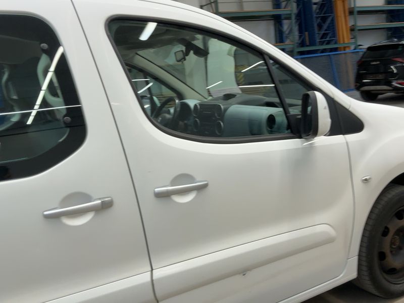 Citroen Berlingo 1.6 e-HDi Selection 2014 – снимка 10