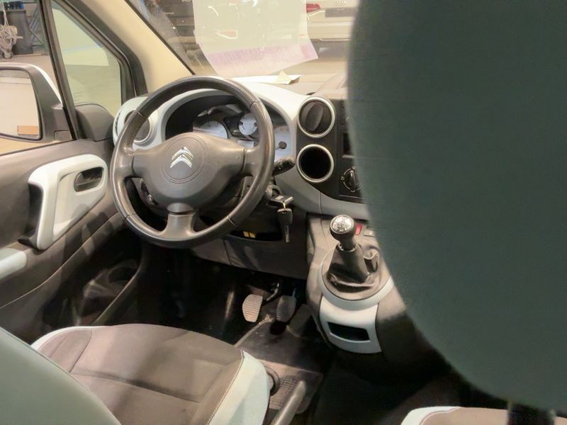 Citroen Berlingo 1.6 e-HDi Selection 2014 – снимка 18