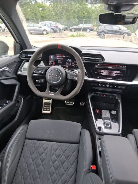 Audi RS 3 2.5 TFSI quattro 2024 – снимка 17