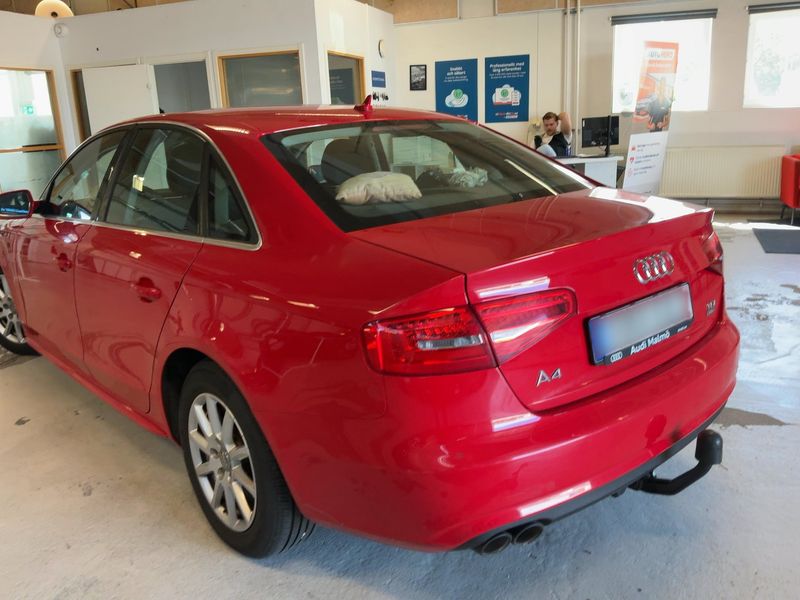 Audi A4 2.0 TDI ultra Attraction 2015 – снимка 3