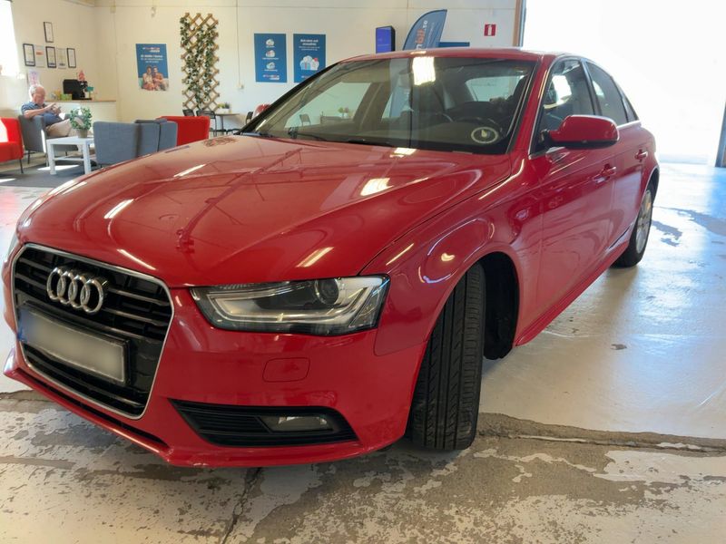 Audi A4 2.0 TDI ultra Attraction 2015 – снимка 1