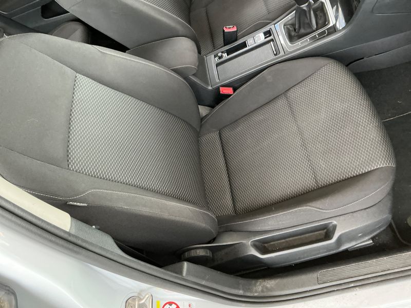 Volkswagen Golf VII 1.6 TDI Edition BlueMotion Tech 2018 – снимка 30