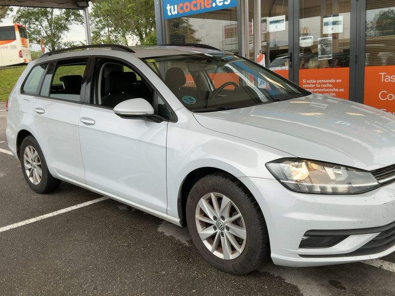 Volkswagen Golf VII 1.6 TDI Edition BlueMotion Tech 2018 – снимка 12