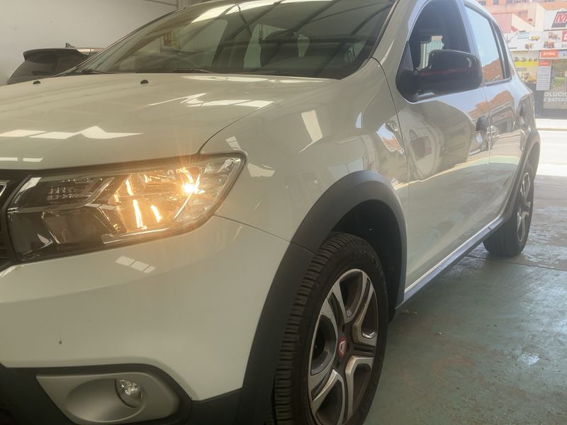 Dacia Sandero 1.5 Blue dCi SL Xplore 2019 – снимка 2