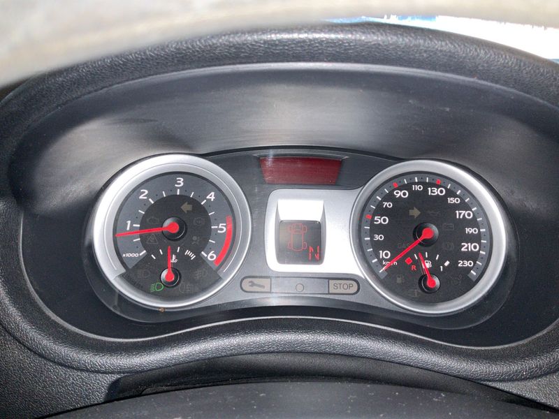 Renault Clio 1.5 dCi Dynamique 2008 – снимка 4