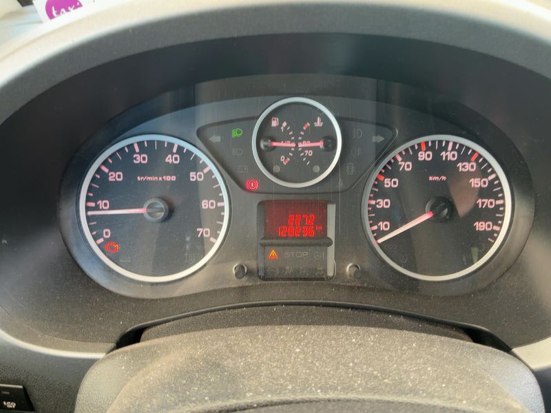 Citroen Berlingo 1.2 e-THP 20 Aniversario Edition 2018 – снимка 18