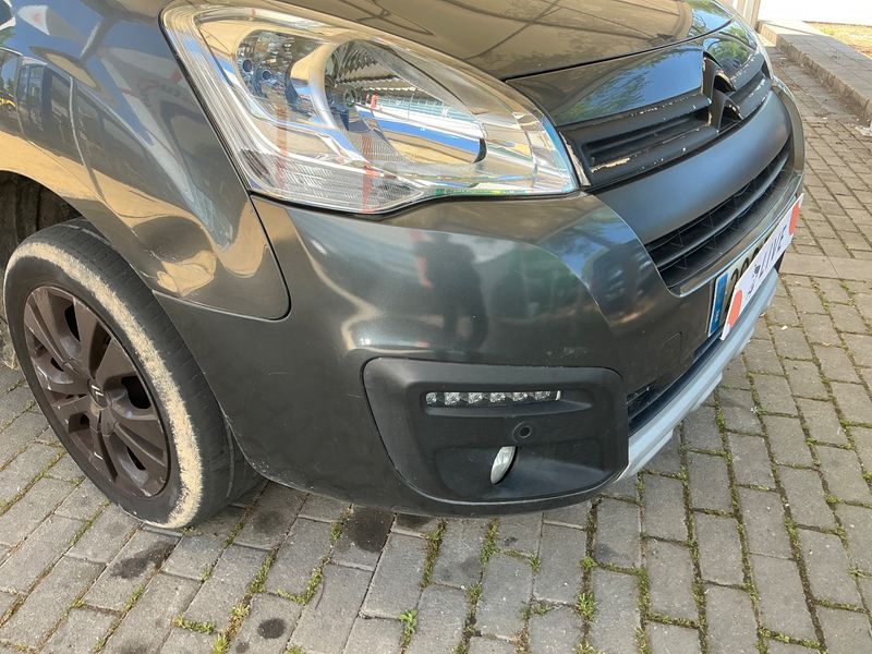 Citroen Berlingo 1.2 e-THP 20 Aniversario Edition 2018 – снимка 39