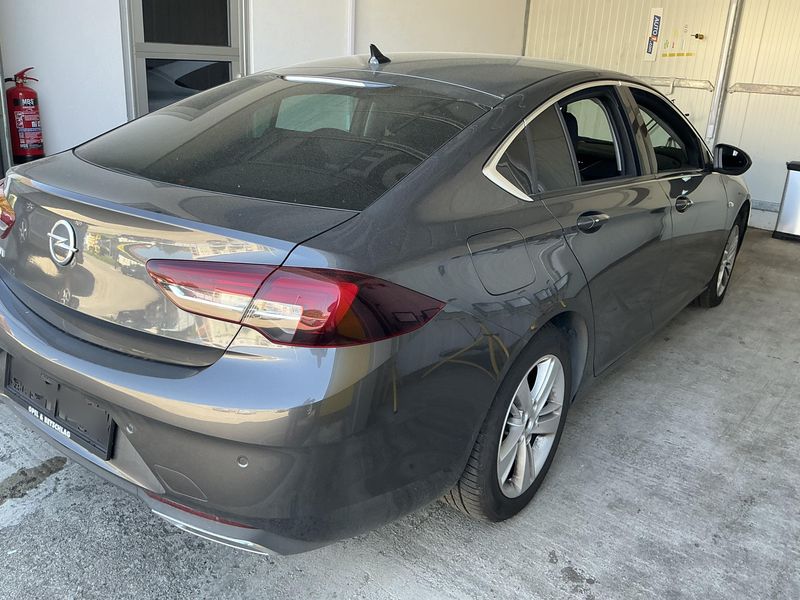 Opel Insignia Grand Sport 2.0 CDTI Business 2022 – снимка 8