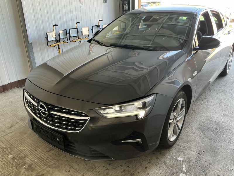 Opel Insignia Grand Sport 2.0 CDTI Business 2022 – снимка 1