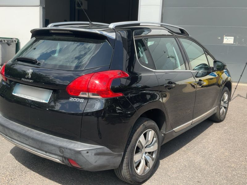 Peugeot 2008 1.2 PureTech Allure 2016 – снимка 8