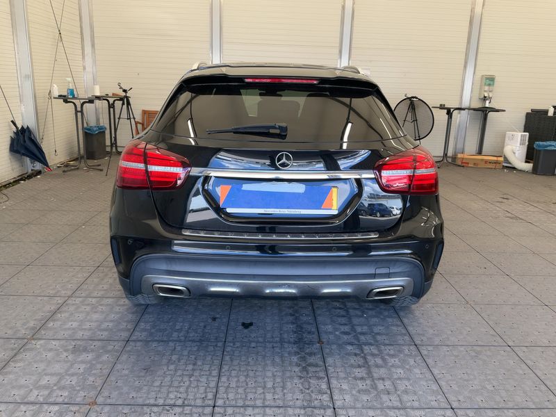 Mercedes-Benz GLA-Klasse GLA 250 4Matic AMG Line 2018 – снимка 7