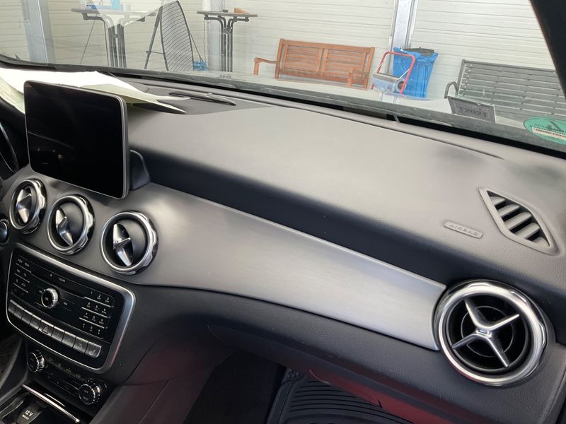 Mercedes-Benz GLA-Klasse GLA 250 4Matic AMG Line 2018 – снимка 26