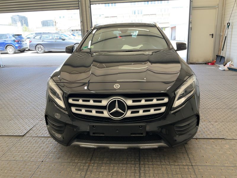 Mercedes-Benz GLA-Klasse GLA 250 4Matic AMG Line 2018 – снимка 14