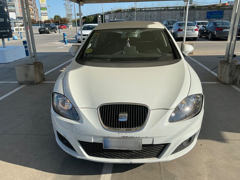 Seat Leon 1.6 TDI Reference Copa 2012 – снимка 14