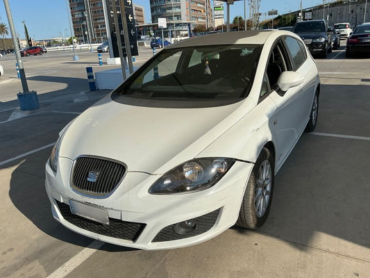 Seat Leon 1.6 TDI Reference Copa 2012 – снимка 1