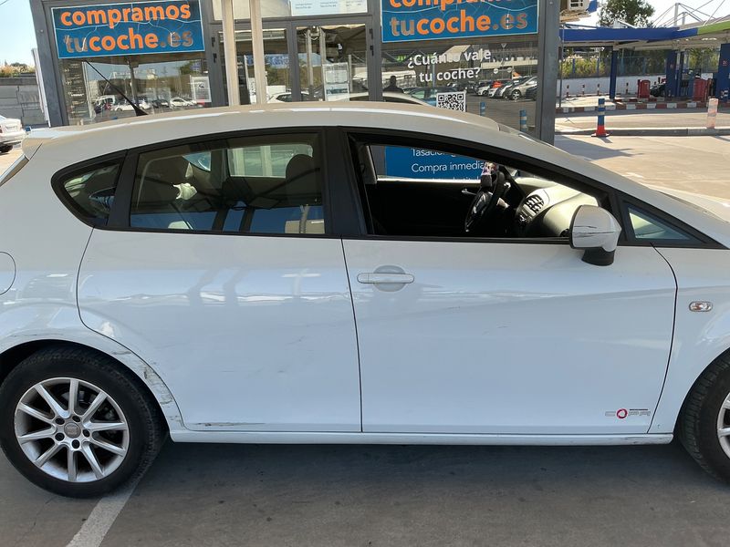 Seat Leon 1.6 TDI Reference Copa 2012 – снимка 10