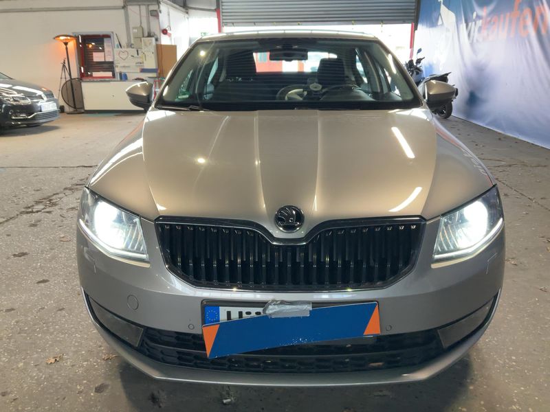 Skoda Octavia 1.4 TSI Ambition 2016 – снимка 14