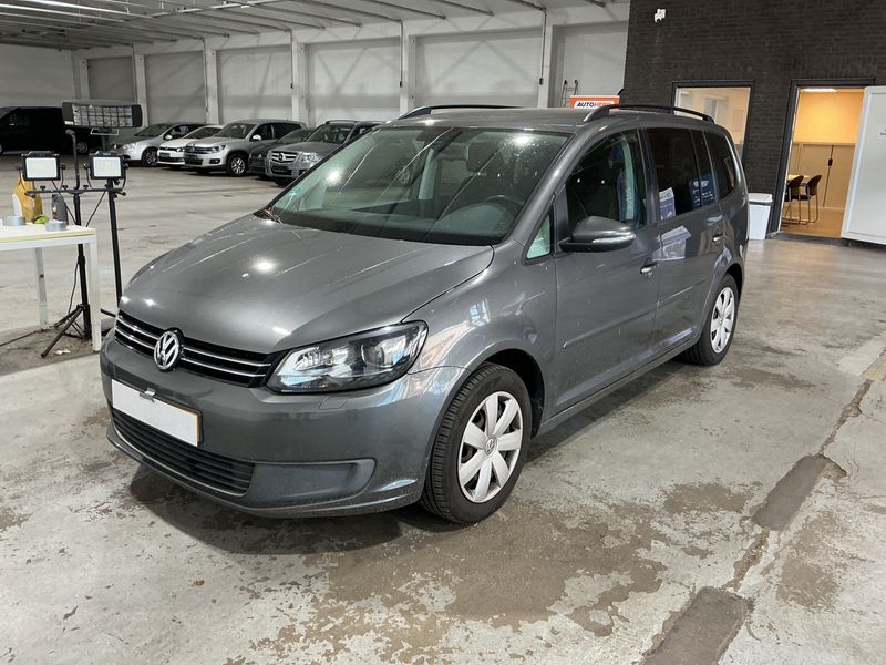 Volkswagen Touran 1.6 TDI Comfortline BlueMotion Tech 2012 – снимка 1