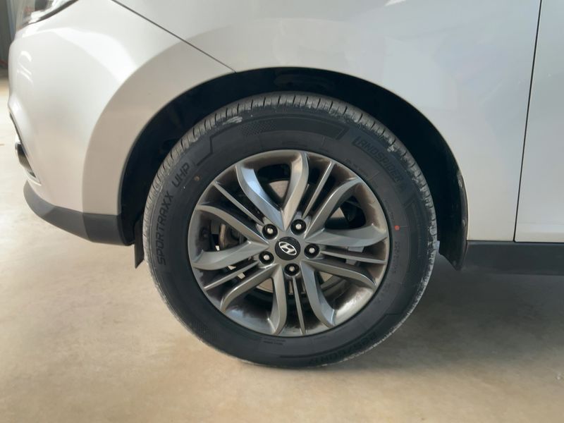 Hyundai ix35 1.7 CRDi Sensation Blue 2WD 2014 – снимка 3
