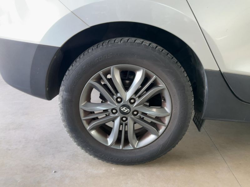 Hyundai ix35 1.7 CRDi Sensation Blue 2WD 2014 – снимка 9