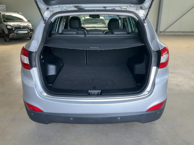 Hyundai ix35 1.7 CRDi Sensation Blue 2WD 2014 – снимка 15