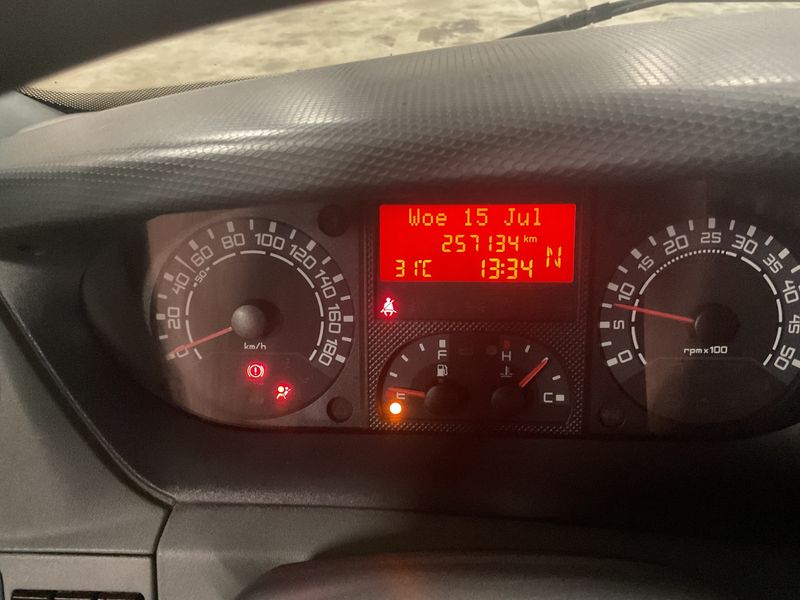 Iveco Daily 2.3 Diesel HKa 29 L Radstand 3000 2008 – снимка 4